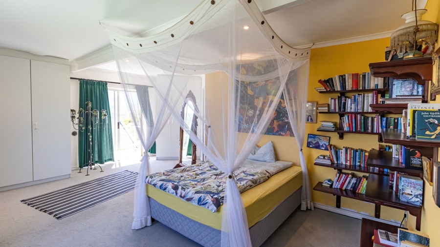 4 Bedroom Property for Sale in Rome Glen Western Cape